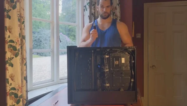 La PC Gamer de Henry Cavill de 2020